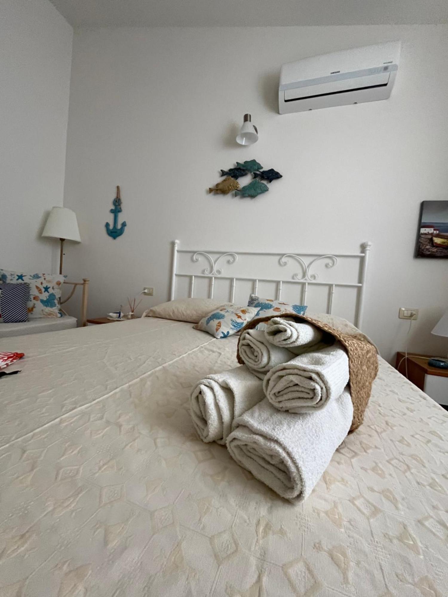 B&Bcoccole San Teodoro  Exterior foto
